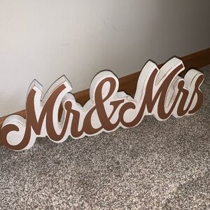 Mr and Mrs Sweetheart Table Wood sign